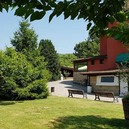 Agriturismo Ricciardelli Farm stay *