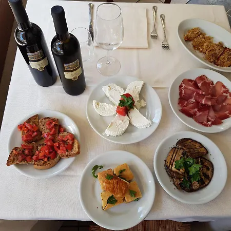 Agriturismo Ricciardelli Alloggio per agriturismo Contrada (Campania)